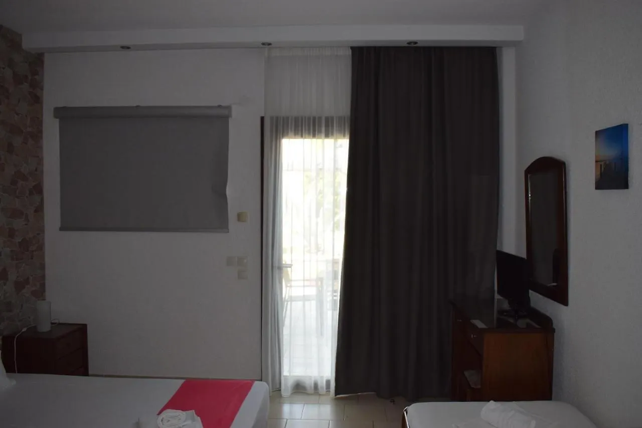 Apartment Villa Madeleine Tower View Nea Fokea